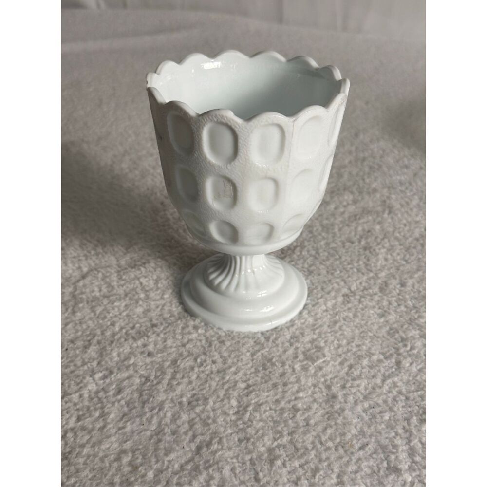 Vintage E.O. Brody Co. Thumbprint White Milk Glass Vase/Cleveland, Ohio
